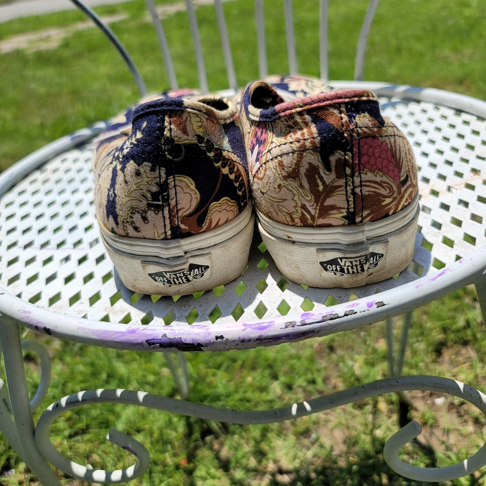 Vans one of kind size 9